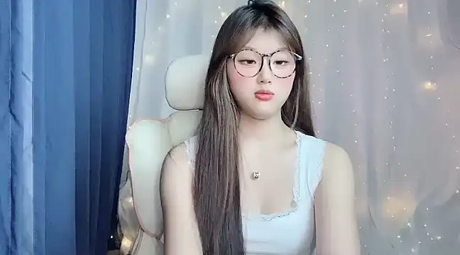 yingying-778 online show from March 7, 2025, 5:06 pm