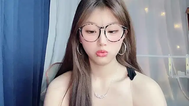 yingying-778 online show from February 22, 2025, 5:12 am