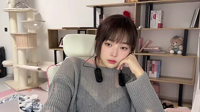 Chenjing0 online show from March 27, 2026, 1:01 pm