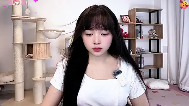 Chenjing0 online show from July 9, 2026, 12:48 pm