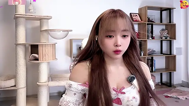 Chenjing0 online show from June 30, 2026, 12:27 pm