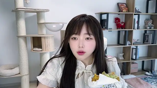 Chenjing0 online show from April 26, 2026, 4:10 am