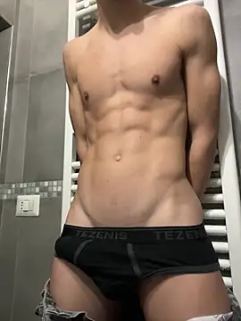 EmanuelMCL online show from December 31, 2024, 6:57 pm