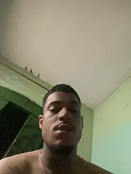 TiagopirocudoMG online show from February 20, 2025, 2:29 am