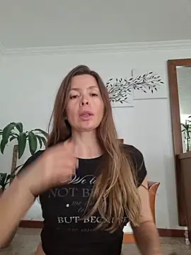 karina warthon online show from June 6, 2026, 5:40 pm