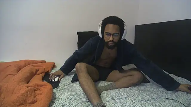 kevi cocks online show from February 5, 2025, 5:53 pm