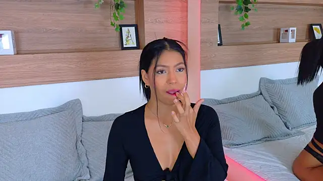 AbieHills online show from June 12, 2026, 12:25 pm