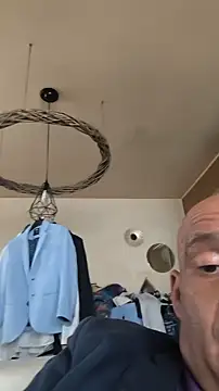 horndude187187 online show from July 4, 2026, 12:43 pm