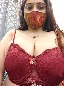 shreya1765 online show from November 16, 2025, 11:26 am