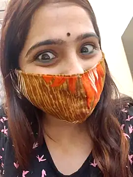 shreya1765 online show from November 30, 2025, 3:29 am