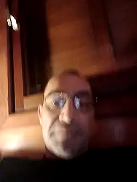 Snapshot of javierpasteur69 chatting on November 17, 2025, 4:55 pm javierpasteur69 online show from November 17, 2025, 4:55 pm