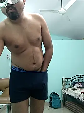 Desi Heat online show from March 19, 2025, 2:48 am