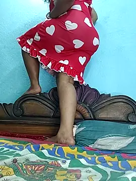  MilkyBar online show from September 18, 2025, 5:49 pm