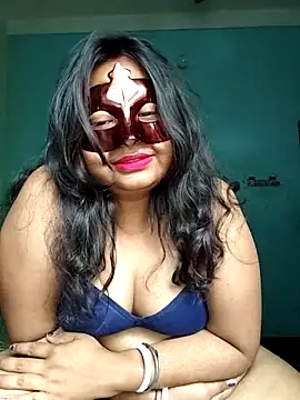  MilkyBar online show from March 16, 2025, 10:00 am