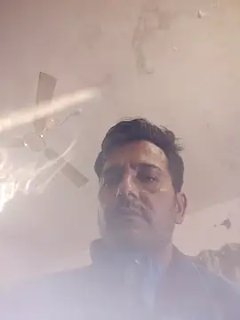 MAGNETICDADDY8 online show from October 28, 2025, 3:40 am