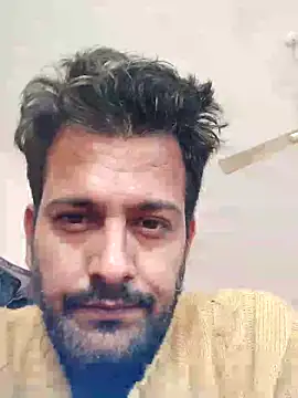 MAGNETICDADDY8 online show from November 10, 2025, 11:04 am