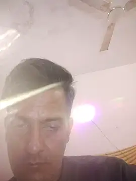 MAGNETICDADDY8 online show from October 18, 2025, 10:01 pm