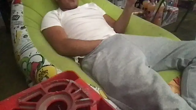 Snapshot of RODRI_POLLADURA chatting on February 24, 2026, 9:48 pm RODRI POLLADURA online show from February 24, 2026, 9:48 pm