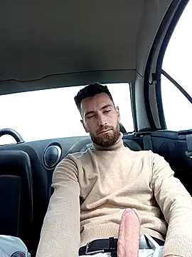 Snapshot of MisterHaze chatting on April 10, 2026, 9:38 am MisterHaze online show from April 10, 2026, 9:38 am