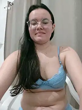 Snapshot of camillebr chatting on October 8, 2025, 11:27 pm camillebr online show from October 8, 2025, 11:27 pm