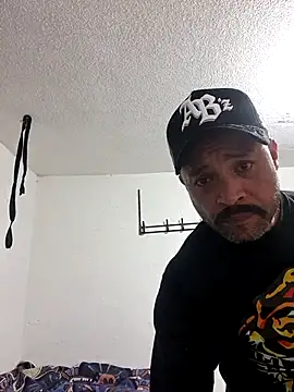 VDorseJHill6 online show from August 8, 2026, 4:41 am