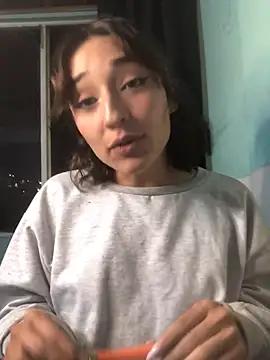 Snapshot of NickiYoung chatting on January 10, 2025, 9:02 am NickiYoung online show from January 10, 2025, 9:02 am