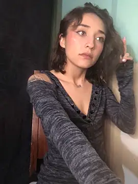 Snapshot of NickiYoung chatting on January 19, 2025, 9:55 am NickiYoung online show from January 19, 2025, 9:55 am