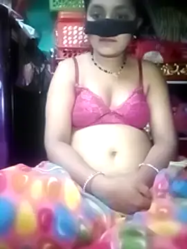 YourHotRandi online show from July 22, 2026, 6:32 pm