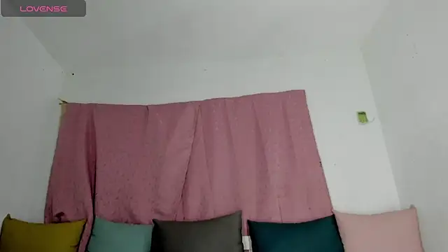 maison sofia1 online show from September 16, 2025, 4:35 am