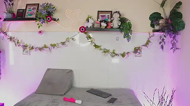 bri cullen online show from September 8, 2025, 2:38 pm