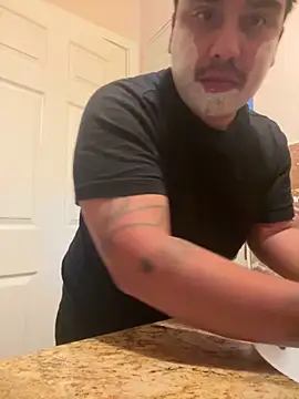 LA cloudzzpnp online show from January 4, 2025, 7:03 am