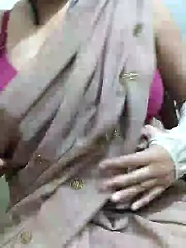 mallupriyapriya online show from February 18, 2026, 6:44 am