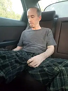 drummer9 online show from October 3, 2025, 1:42 am