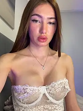 Maddy Jones online show from September 26, 2025, 3:13 am