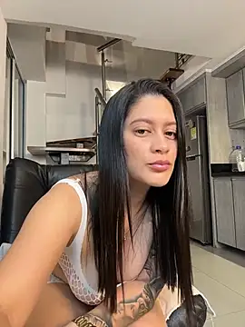 squirtqueentati online show from May 21, 2026, 5:38 am