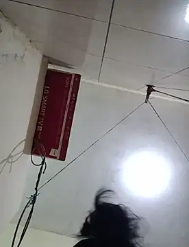 acuarela online show from February 3, 2025, 1:52 am