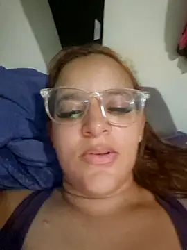 AliceRuivinha2 online show from October 15, 2025, 8:50 pm