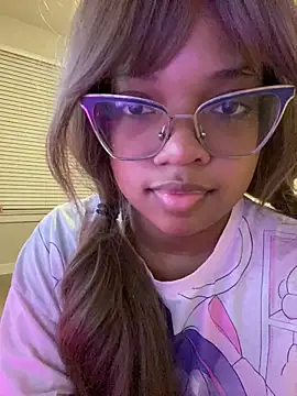 AwkwardJasminee online show from February 3, 2026, 2:53 am