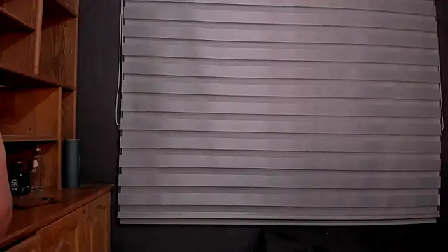 adam piarse01 online show from March 17, 2025, 3:47 am