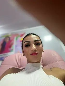 Snapshot of Samantha_bigboobs chatting on February 10, 2026, 9:36 pm Samantha bigboobs online show from February 10, 2026, 9:36 pm