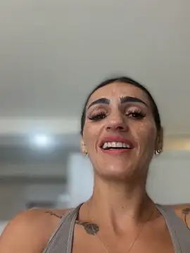 Snapshot of Samantha_bigboobs chatting on February 18, 2026, 4:03 pm Samantha bigboobs online show from February 18, 2026, 4:03 pm