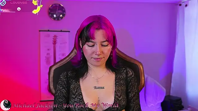  zephyr  online show from September 20, 2025, 8:36 pm