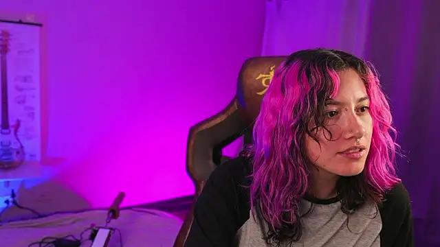 Snapshot of _zephyr_ chatting on February 19, 2026, 3:47 am zephyr online show from February 19, 2026, 3:47 am