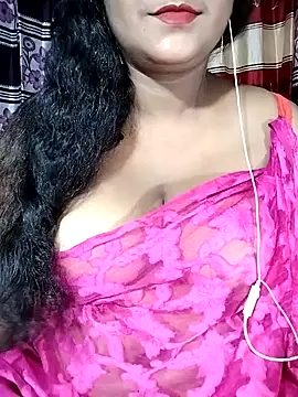 Snapshot of YERY_HOT chatting on September 18, 2025, 6:00 pm YERY HOT online show from September 18, 2025, 6:00 pm