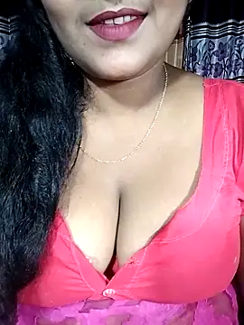 Snapshot of YERY_HOT chatting on December 19, 2025, 5:04 pm YERY HOT online show from December 19, 2025, 5:04 pm