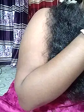 Snapshot of YERY_HOT chatting on October 8, 2025, 5:57 pm YERY HOT online show from October 8, 2025, 5:57 pm