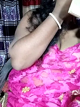 Snapshot of YERY_HOT chatting on October 7, 2025, 5:25 pm YERY HOT online show from October 7, 2025, 5:25 pm