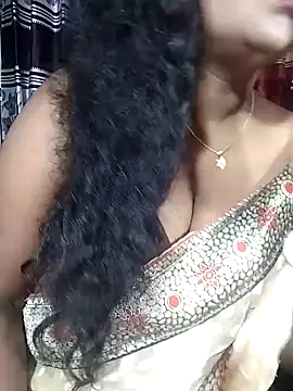 Snapshot of YERY_HOT chatting on October 18, 2025, 5:26 pm YERY HOT online show from October 18, 2025, 5:26 pm