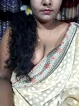 Snapshot of YERY_HOT chatting on October 16, 2025, 4:21 am YERY HOT online show from October 16, 2025, 4:21 am