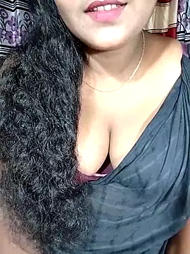 Snapshot of YERY_HOT chatting on October 5, 2025, 3:47 pm YERY HOT online show from October 5, 2025, 3:47 pm